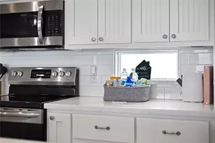 115 Ocean Shores Dr, Port Bolivar, TX 77650 - Photo 17