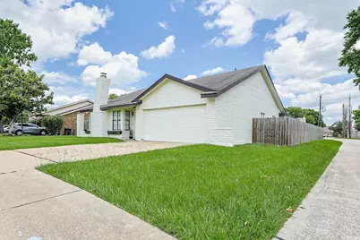 8619 Pottinger Drive, Houston, TX 77083 - Photo 19