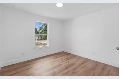 13146 Lake Conroe Bay Road, Willis, TX 77318 - Photo 23
