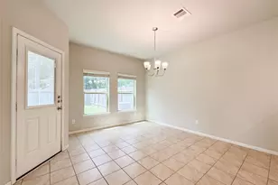 105 Camelot Pl Ct, Conroe, TX 77304 - Photo 17