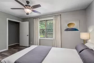 608 W Lobit St, Baytown, TX 77520 - Photo 29