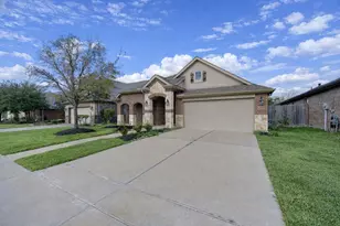 18118 Golden Falls Ln, Spring, TX 77379 - Photo 3
