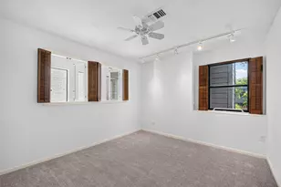 3621 Yupon St, Houston, TX 77006 - Photo 15