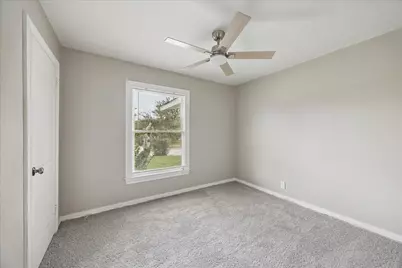 613 Winding Way Street, Lake Jackson, TX 77566 - Photo 7