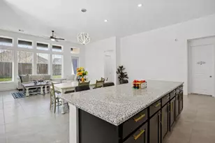 16022 Tangled Vine Ln, Conroe, TX 77302 - Photo 13