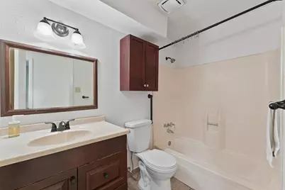 7715 Candlegreen Lane, Houston, TX 77071 - Photo 15