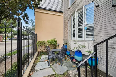 7507 Del Monte Drive, Houston, TX 77063 - Photo 9