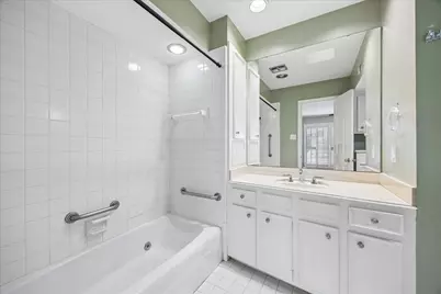 7507 Del Monte Drive, Houston, TX 77063 - Photo 13