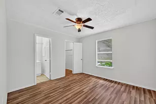 7839 Cook Rd, Houston, TX 77072 - Photo 9
