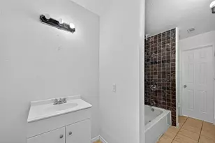 7839 Cook Rd, Houston, TX 77072 - Photo 11