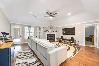 507 Shore Acres Boulevard, La Porte, TX 77571 - Photo 9