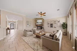 2107 Upland Shadows Dr, Sugar Land, TX 77479 - Photo 11