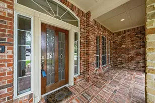 2107 Upland Shadows Dr, Sugar Land, TX 77479 - Photo 3