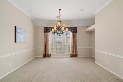 2107 Upland Shadows Drive, Sugar Land, TX 77479 - Photo 9