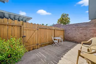 11002 Hammerly Blvd, Houston, TX 77043 - Photo 33