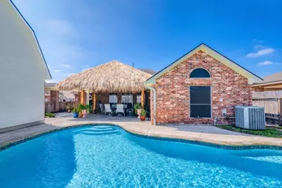 410 Scarlet Sage Drive, League City, TX 77573 - Photo 35