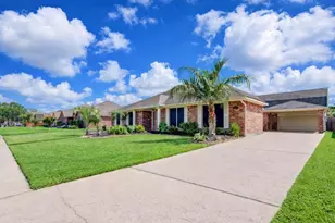 410 Scarlet Sage Dr, League City, TX 77573 - Photo 1