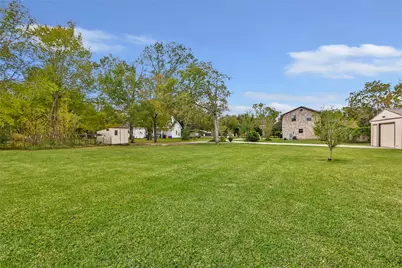 6012 Crosby Cedar Bayou Road, Baytown, TX 77521 - Photo 33