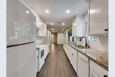 2123 Quail Valley East Drive, Missouri City, TX 77459 - Photo 35