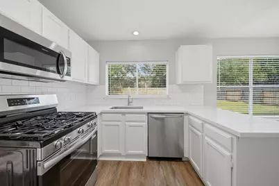 9639 Dapple Lane, Houston, TX 77065 - Photo 11