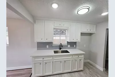 9713 Yuma Street, Houston, TX 77029 - Photo 5