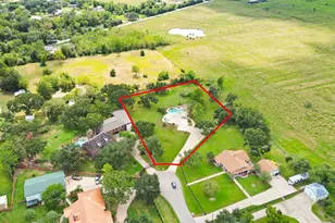 4003 Country Trails St, Alvin, TX 77511 - Photo 1