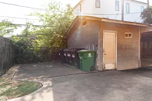 405 W Clay St, Houston, TX 77019 - Photo 21