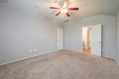 14015 Lake Crescent Drive, Conroe, TX 77384 - Photo 29