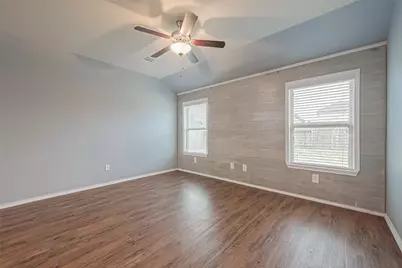 14015 Lake Crescent Drive, Conroe, TX 77384 - Photo 9