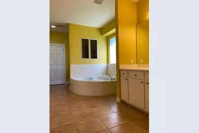 11815 Canyon Mills Drive, Houston, TX 77095 - Photo 15