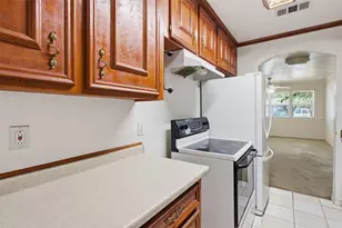 5143 Glenridge Ln, Houston, TX 77053 - Photo 5