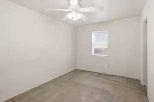 5143 Glenridge Ln, Houston, TX 77053 - Photo 11