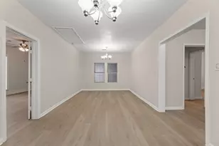 1302 Ryon St, Houston, TX 77009 - Photo 19