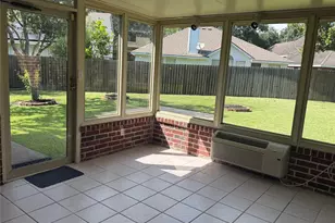 11807 McKinney Falls Ct, Sugar Land, TX 77498 - Photo 19