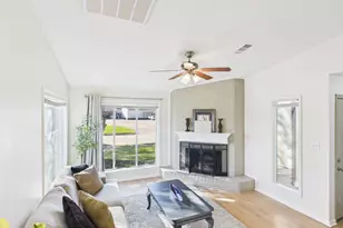 7836 Bateman Ln, Houston, TX 77088 - Photo 1