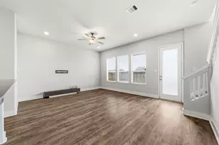 4421 Ibiza Ln, Houston, TX 77045 - Photo 15