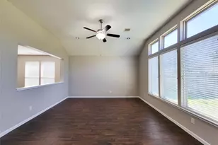 3007 Meadow Prairie St, Katy, TX 77493 - Photo 3