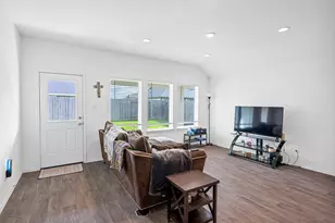 1317 Bison View Ln, Sealy, TX 77474 - Photo 17