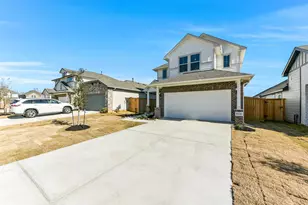 4229 Red Cedar Ring Ln, Pinehurst, TX 77362 - Photo 3