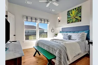 986 Peachtree, Gilchrist, TX 77617 - Photo 23