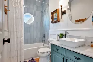 986 Peachtree, Gilchrist, TX 77617 - Photo 29