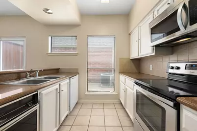 2428 Bering Drive #2428, Houston, TX 77057 - Photo 13