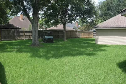 1704 Falcon Ridge Boulevard, Friendswood, TX 77546 - Photo 9