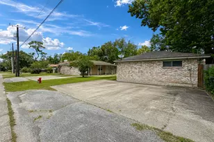 4537 Dakota St, Dickinson, TX 77539 - Photo 39