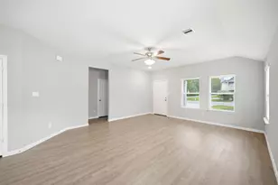 815 Jefferson Ave, Cleveland, TX 77327 - Photo 5