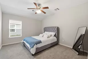 815 Jefferson Ave, Cleveland, TX 77327 - Photo 25