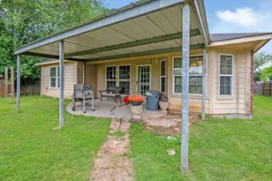 339 N Missouri St, Orchard, TX 77485 - Photo 7