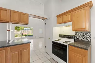 16026 Mission Village Dr, Houston, TX 77083 - Photo 9