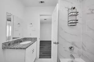 8125 Laura Koppe Rd, Houston, TX 77028 - Photo 25