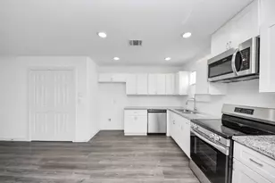 8125 Laura Koppe Rd, Houston, TX 77028 - Photo 5